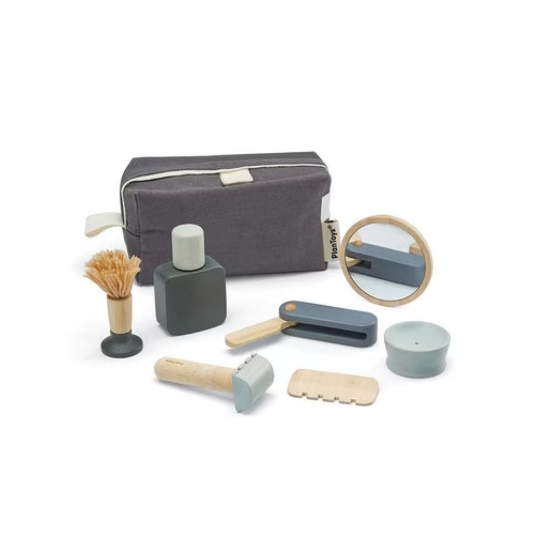 Barberare rakset i trä för barn från PlanToys med tillbehör