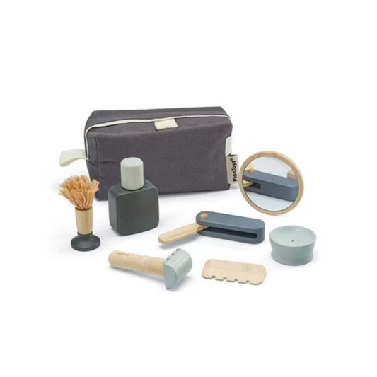 Barberare rakset i trä för barn från PlanToys med tillbehör