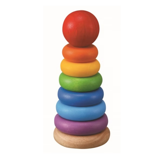 Byggtorn i trä – stapelleksak från PlanToys för barn från 18 månader