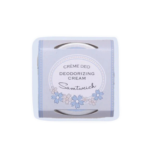 BadeFee Deokräm Kärleksfull – Vegansk deodorant som ger långvarigt skydd mot svettlukt med fruktig doft av jordgubbar och vild rabarber. Innehåller närande sheasmör, kokosolja och mandelolja, 50 ml.