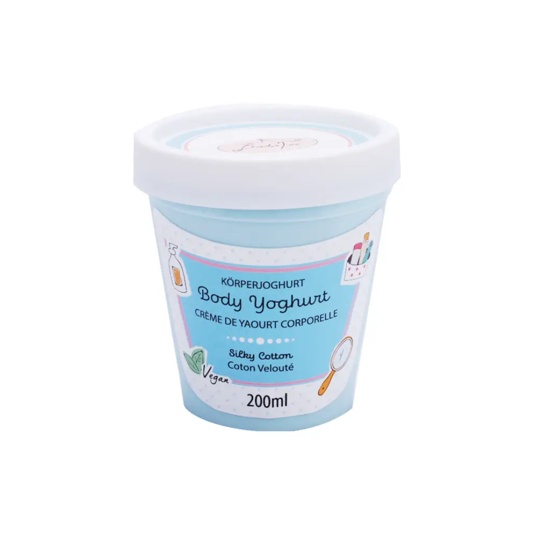 BadeFee Kroppsyoghurt Silky Cotton – vegansk kroppskräm med aloe vera och mandelolja, 200 ml, doft av sandelträ, lime och lavendel.