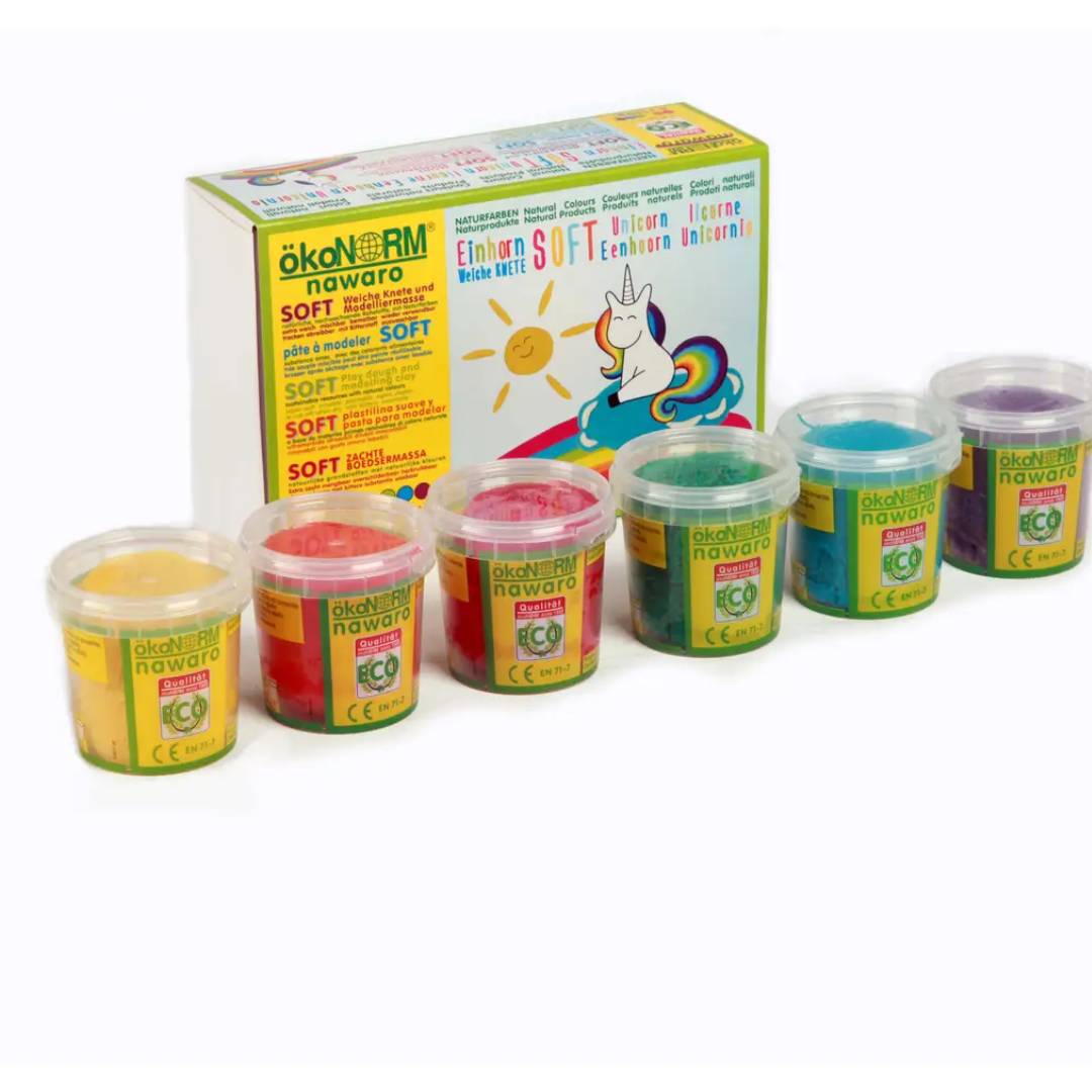 Mjuk modellera i sex färger från ökoNORM – giftfri leklera i praktiska burkar