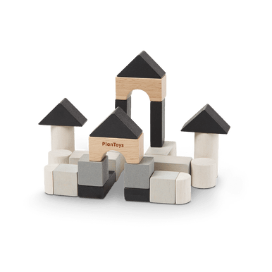 PlanToys Construction Set – 6 små träklossar i plåtask för kreativ bygglek och träning av finmotorik.